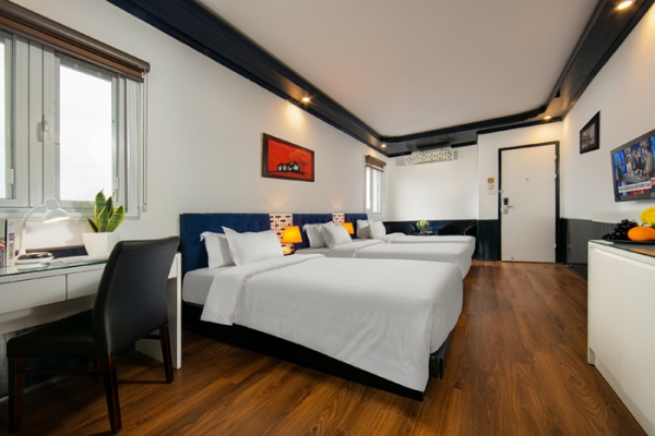 DELUXE TRIPLE ROOM